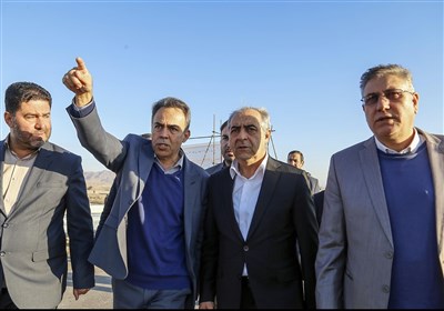 اساس کار ما، پروژههای اساسی و ماندگار است، نه نمایشی