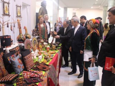 ایران و ترکمنستان جشنواره گردشگری برگزار کردند