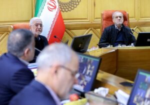 از شرایط سخت تامین برق و گاز عبور کردیم
