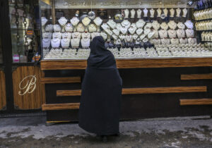 چراغ سبز اونس طلا به بازار تهران؛ چرا نرخ ها باز هم افزایشی شد؟