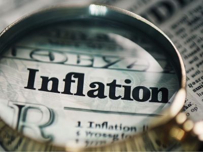 مهار تورم باید در صدر اولویت‌های اقتصادی دولت باشد