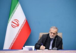 رئیس جمهور قهرمانی تیم ملی کشتی فرنگی در رقابتهای جهانی آمریکا را تبریک گفت
