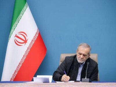 رئیس جمهور قهرمانی تیم ملی کشتی فرنگی در رقابتهای جهانی آمریکا را تبریک گفت