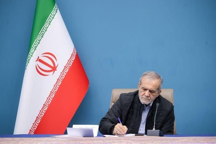 رئیس جمهور قهرمانی تیم ملی کشتی فرنگی در رقابت‌های جهانی آمریکا را تبریک گفت